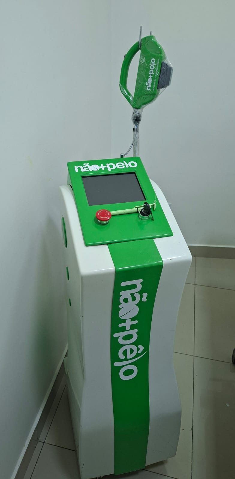Depilação a laser com tecnologia No+Vello SHR 700
