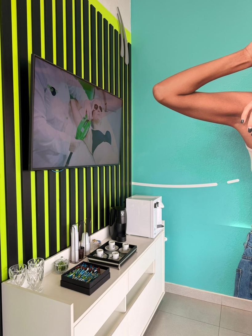 Depilação a laser com tecnologia No+Vello SHR 700
